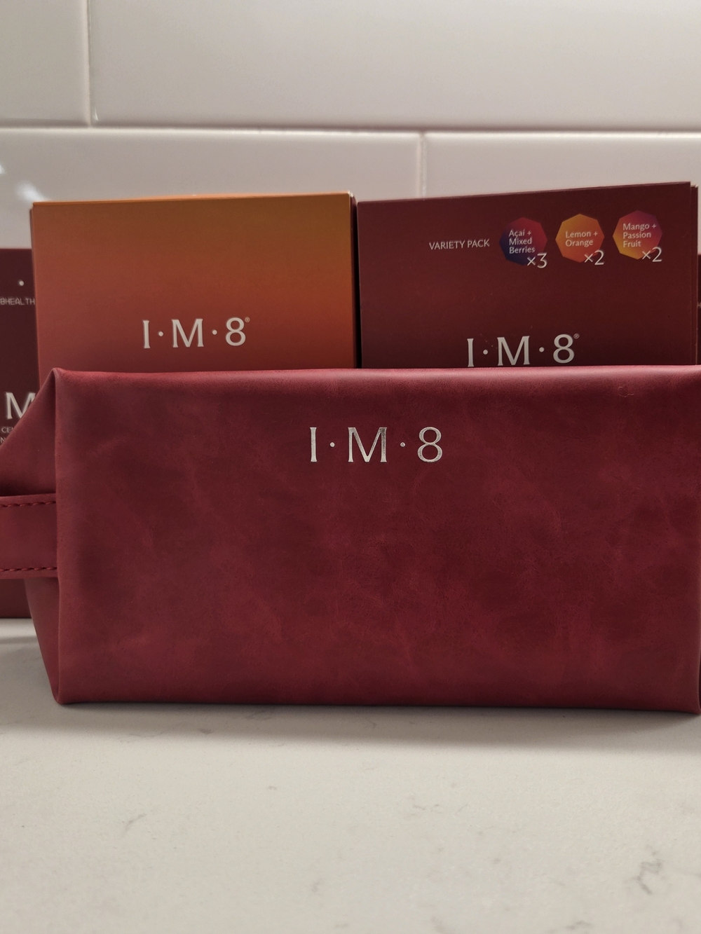 IM8 Daily Ultimate Essentials - Mango & Passion Fruit
